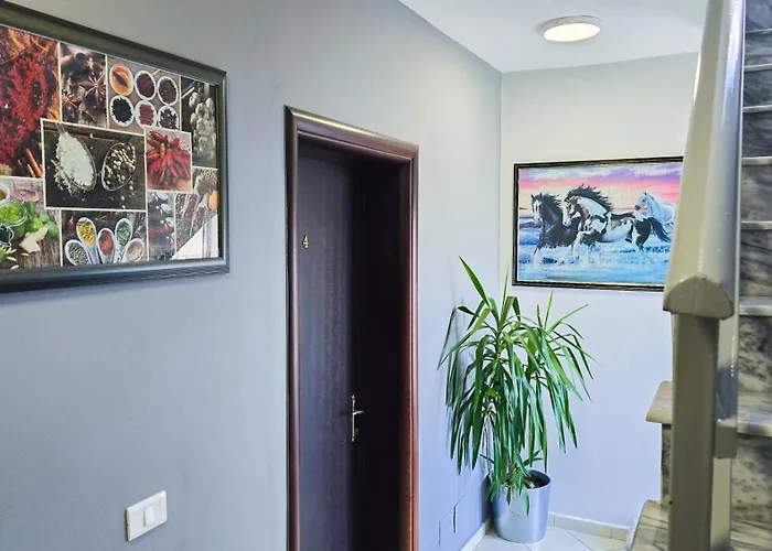 Vila Azure Dhermi